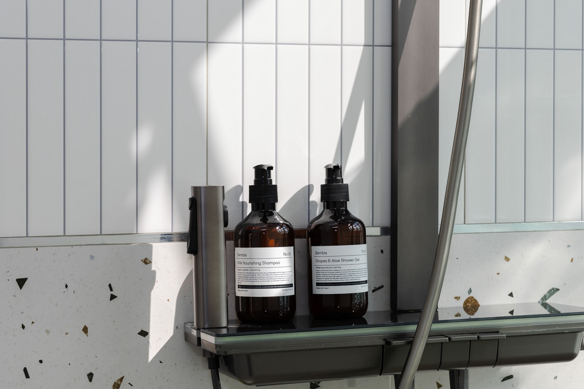 Laa Laa Deluxe King Bed Room