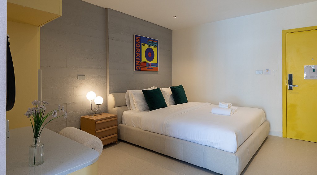 Po Executive King Bed Room