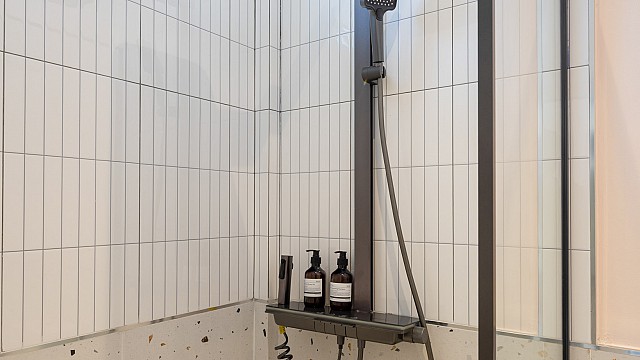 Po Executive King Bed Room