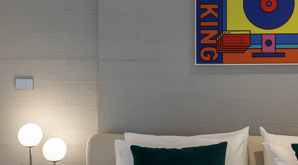 Po Executive King Bed Room