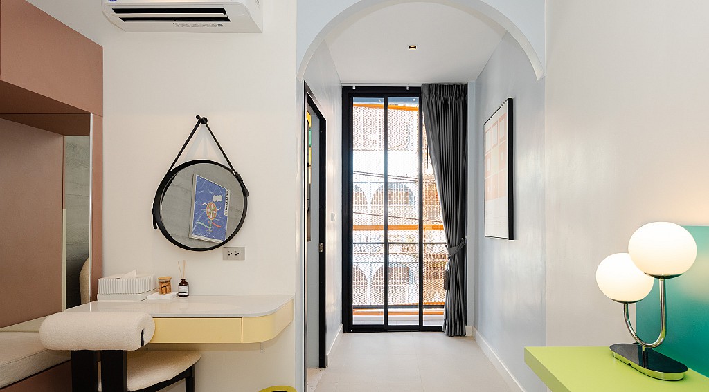 Po Executive Twin Beds Room