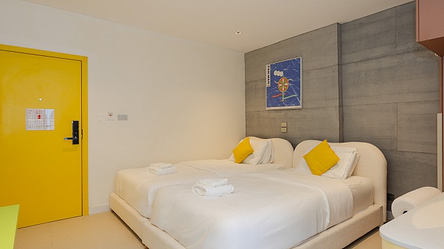 Po Executive Twin Beds Room