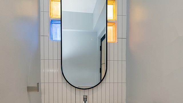 Po Executive Twin Beds Room