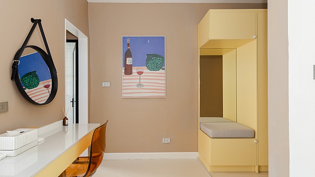 Laa Laa Deluxe Twin Beds Room